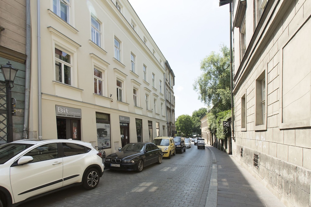 Antique Apartments Old Town 70/79