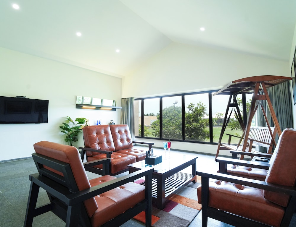 MGM Beach Resorts (15Kms before Mahabalipuram) 33/54