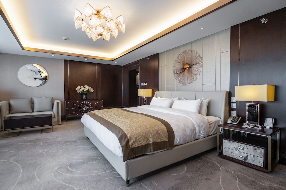 Beijing Continental Grand Hotel 25/47