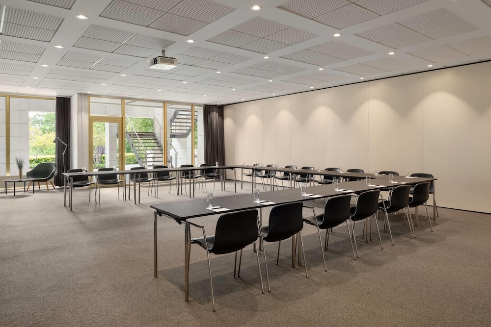 Comwell Hvide Hus Aalborg, Dolce by Wyndham 51/60