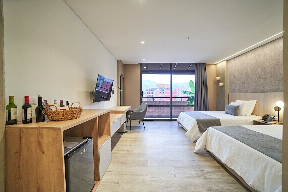 JUNIOR, 2 DOUBLE BEDS