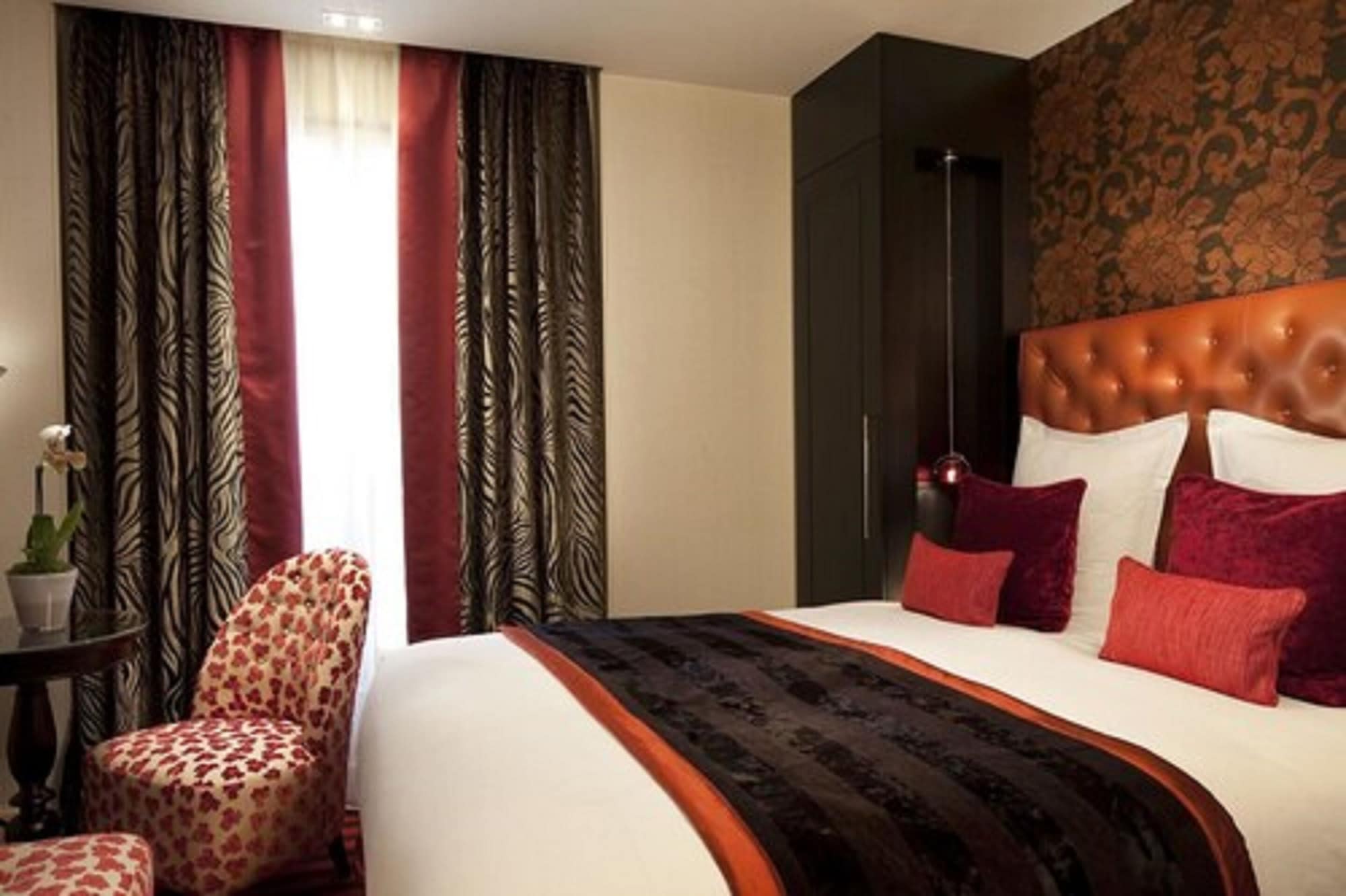 CLASSIC, DOUBLE BED