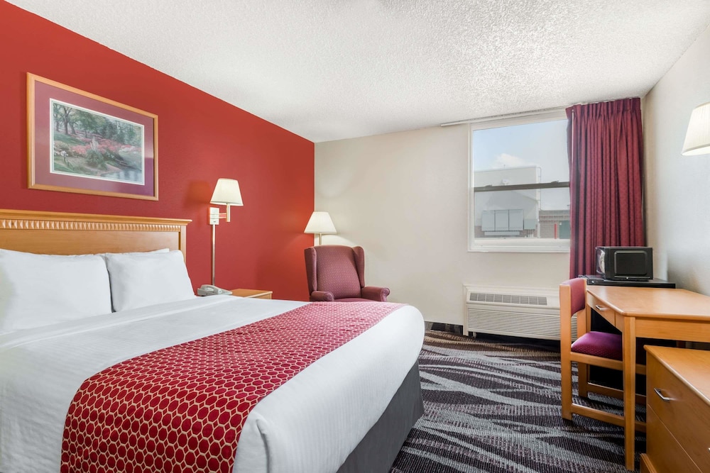 Days Inn by Wyndham Gillette 5/15