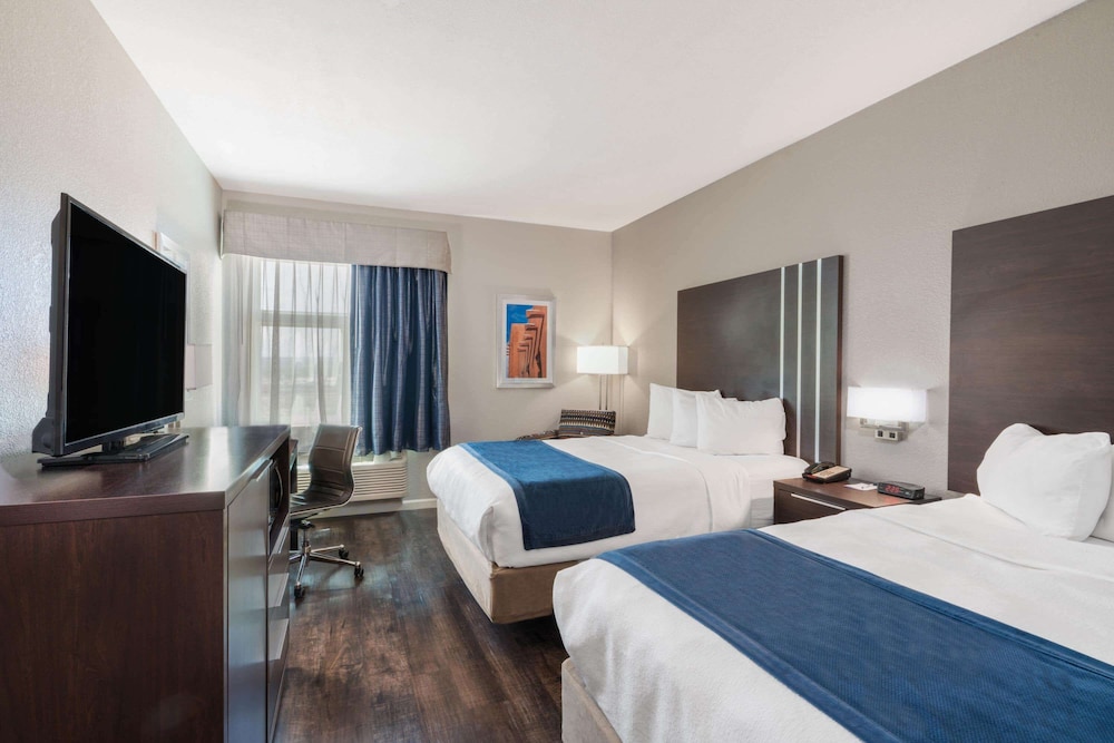 Baymont By Wyndham Albuquerque Airport 14/66