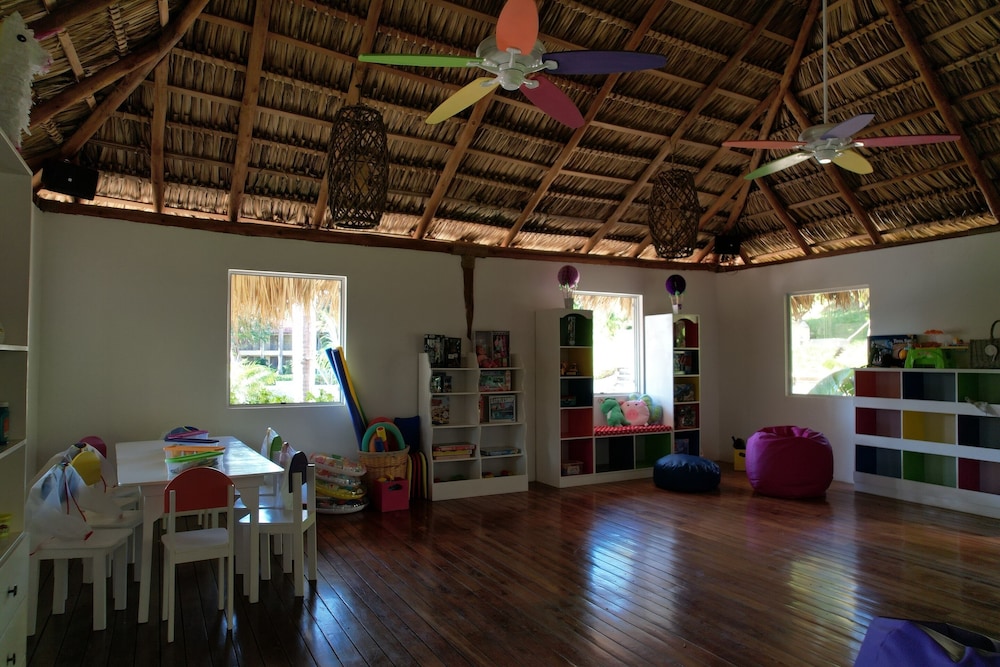 Tamarindo Diria Beach Resort 45/63