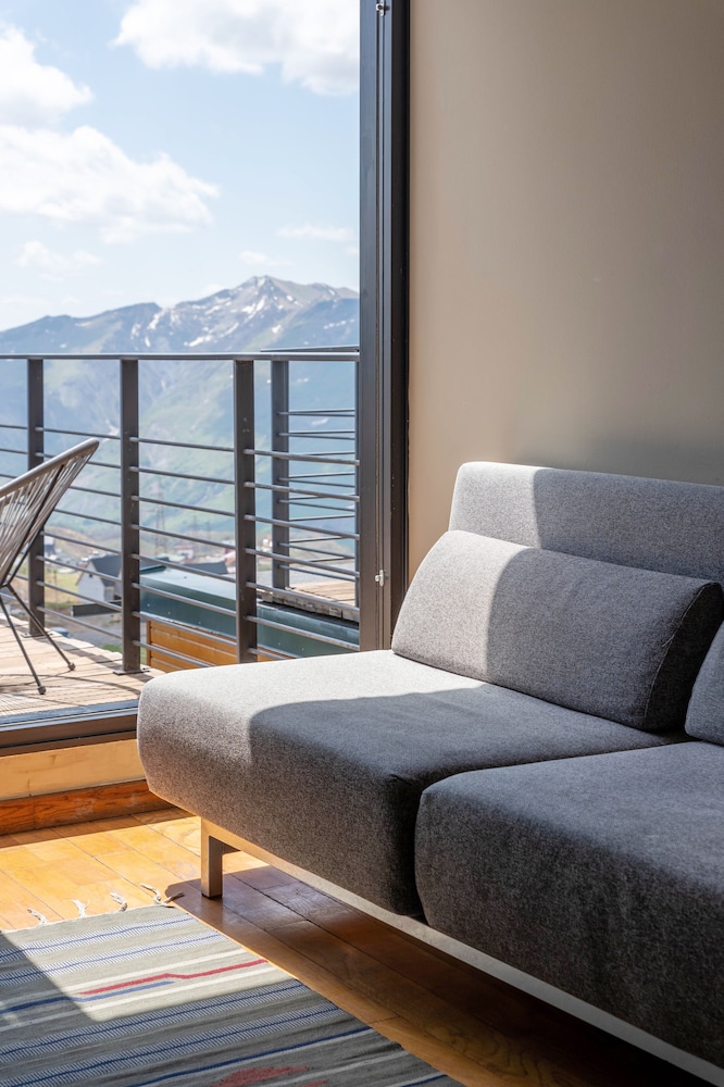 Quadrum Ski & Yoga Resort 42/68