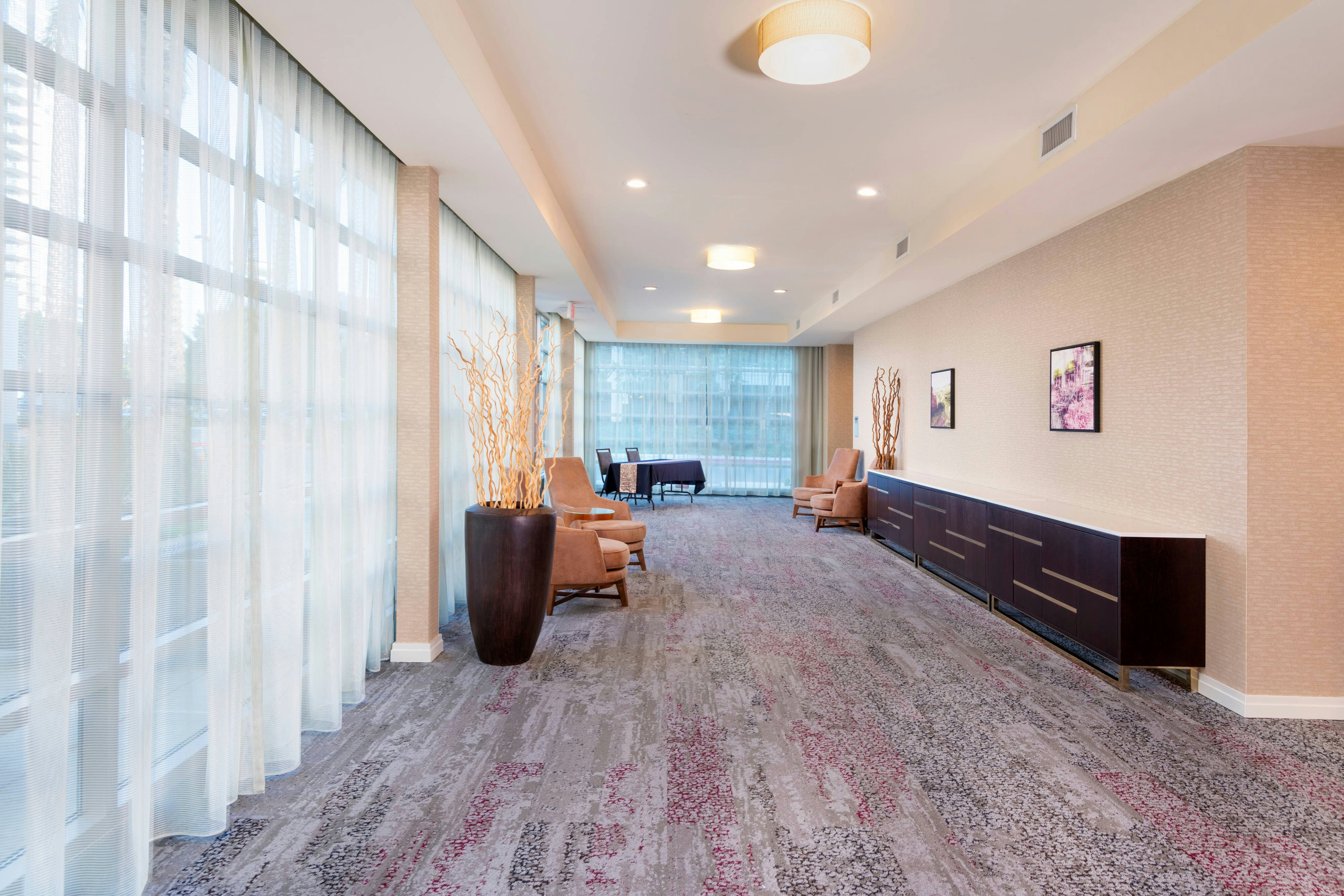 Courtyard By Marriott Santa Ana Orange County 32/53