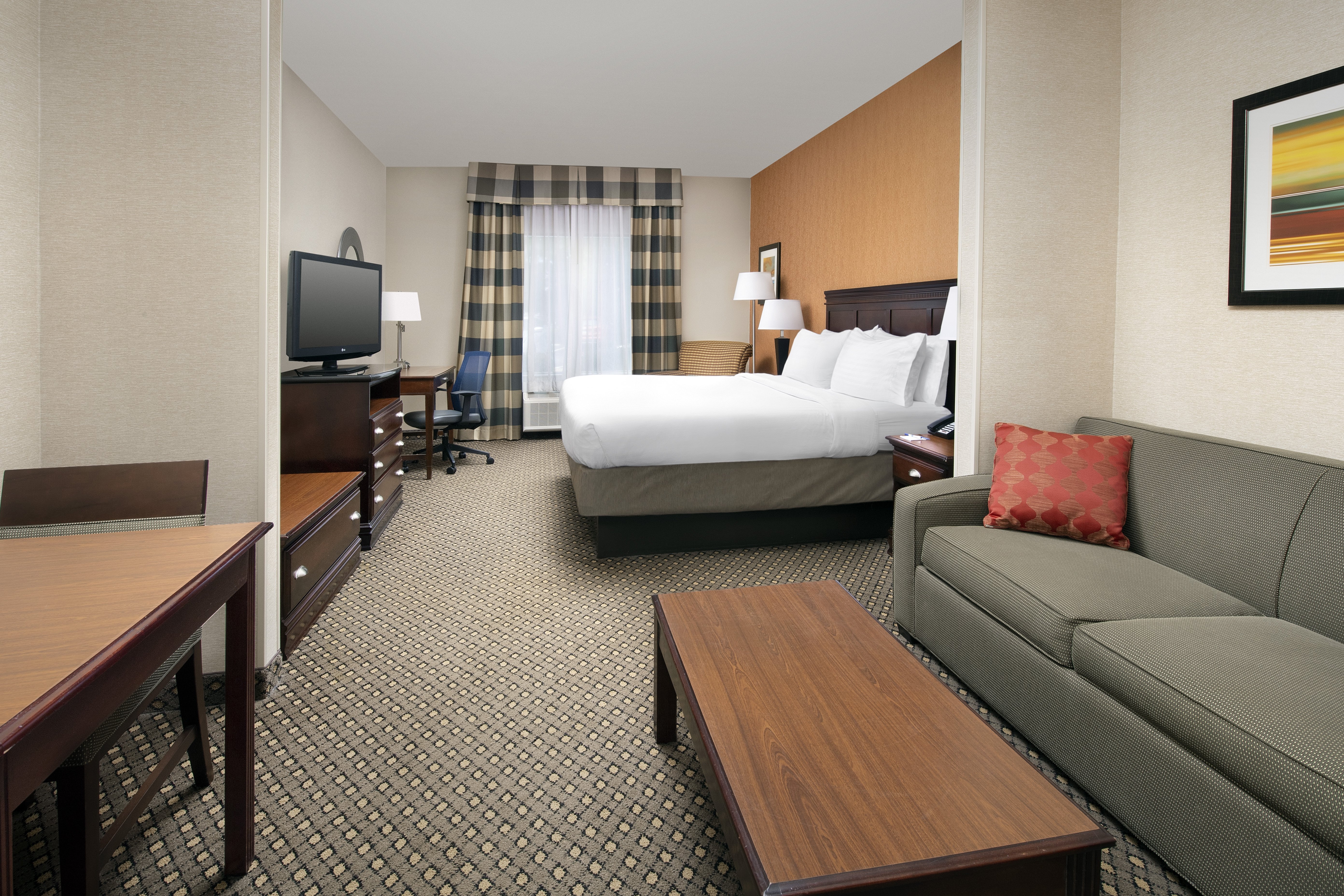 Holiday Inn Express Hotel Suites Chambersburg 23/71