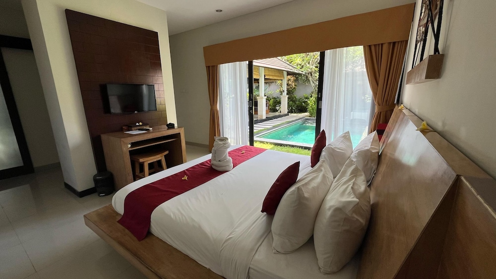 AGATA VILLAS 13/53