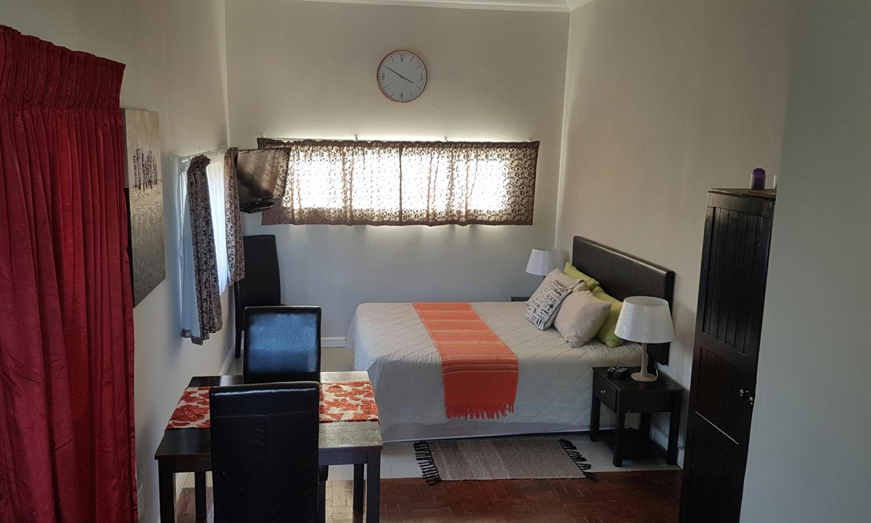 Beachway B&B 8/33