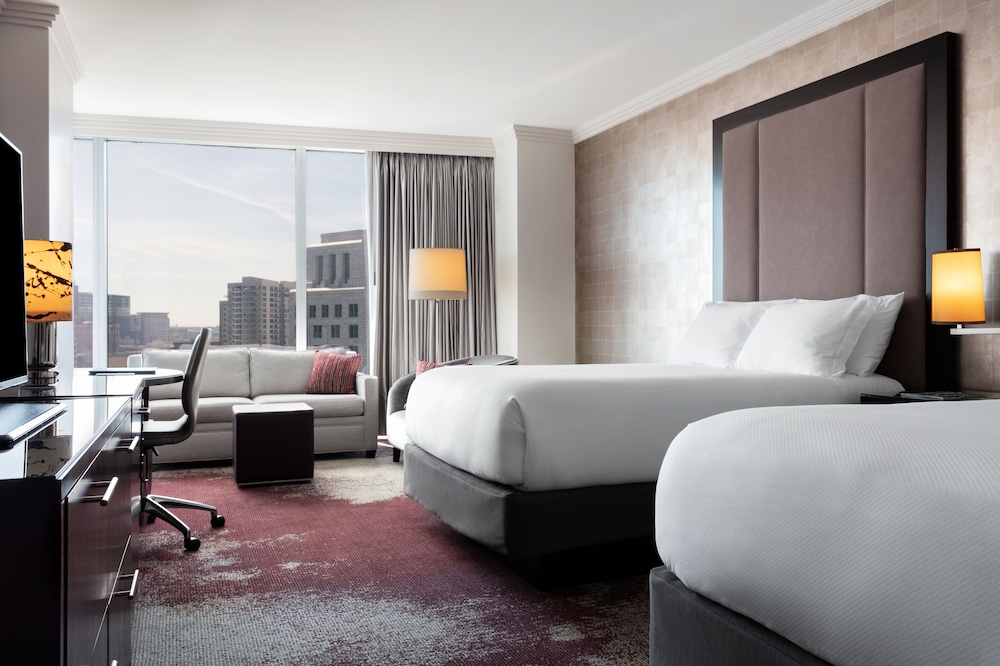 Loews Atlanta Hotel 21/83