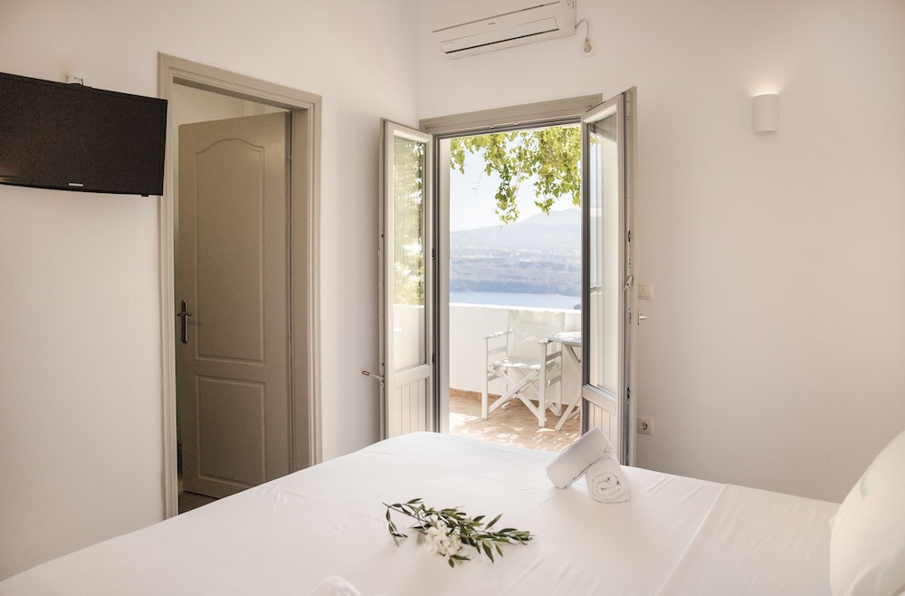 Villa Galinia 10/39