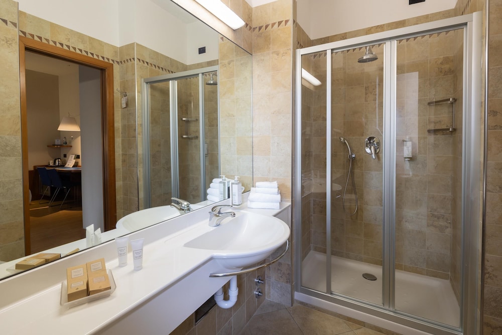Standard, 3 Beds, Best Western Hotel Luxor 8/8
