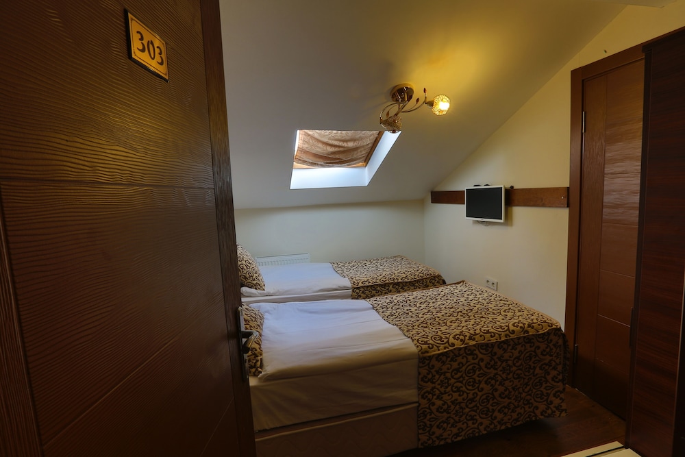 Hotel Ankatra 36/70