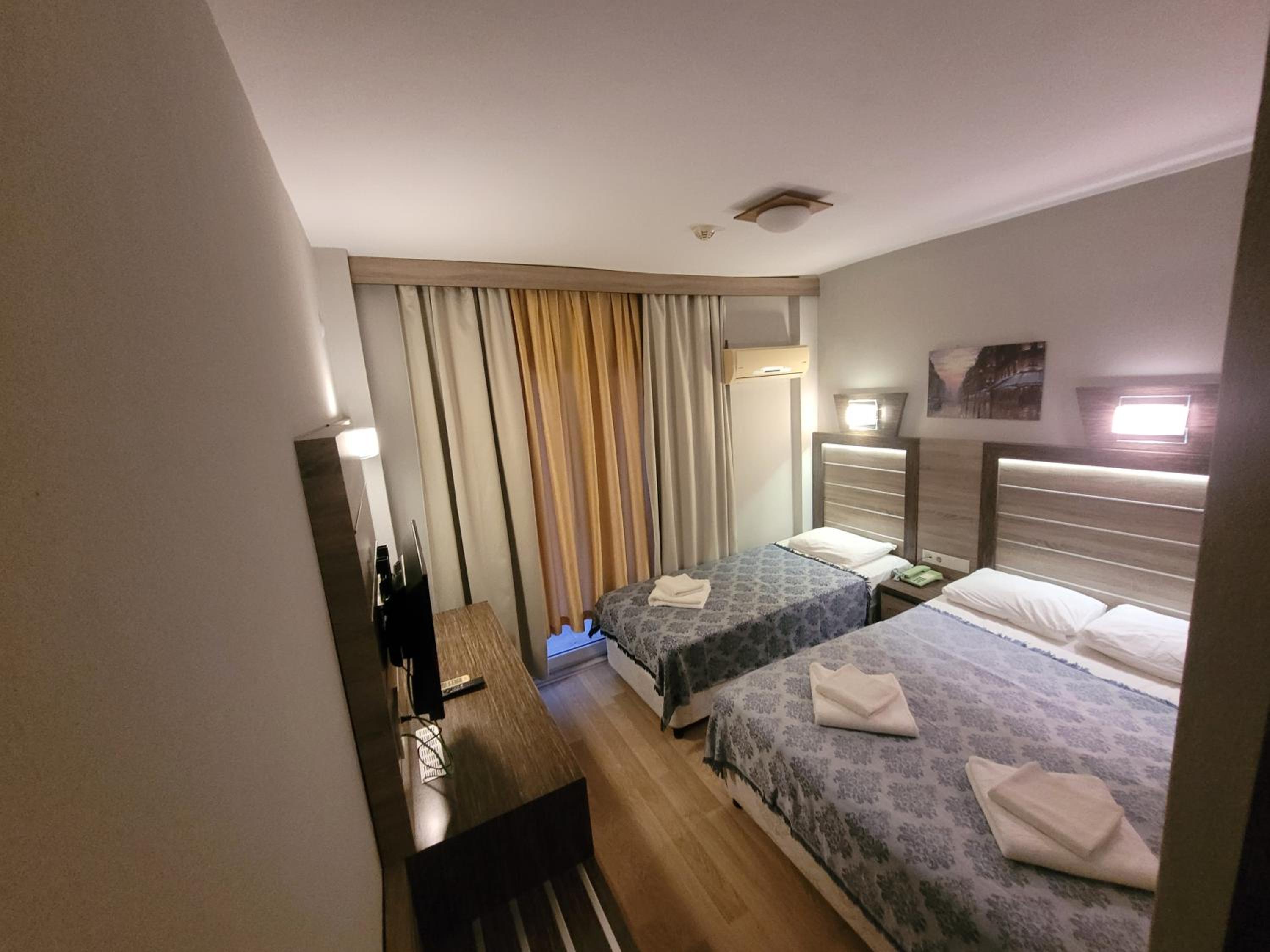 غرفة قياسية ثلاثية، SELINUS BEACH CLUB HOTEL 2/7