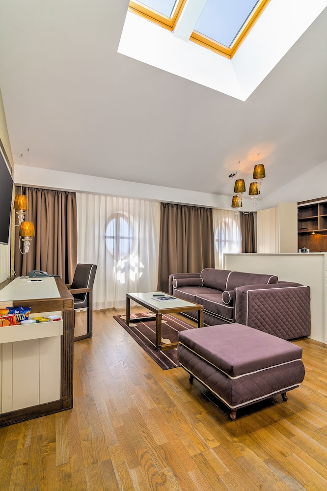 Epoque Hotel Relais Chateaux 38/52