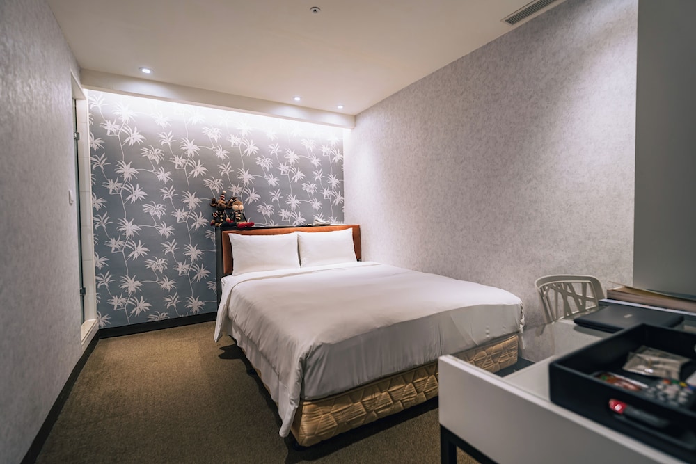 Hotel Puri Taipei Station Branch 50/50