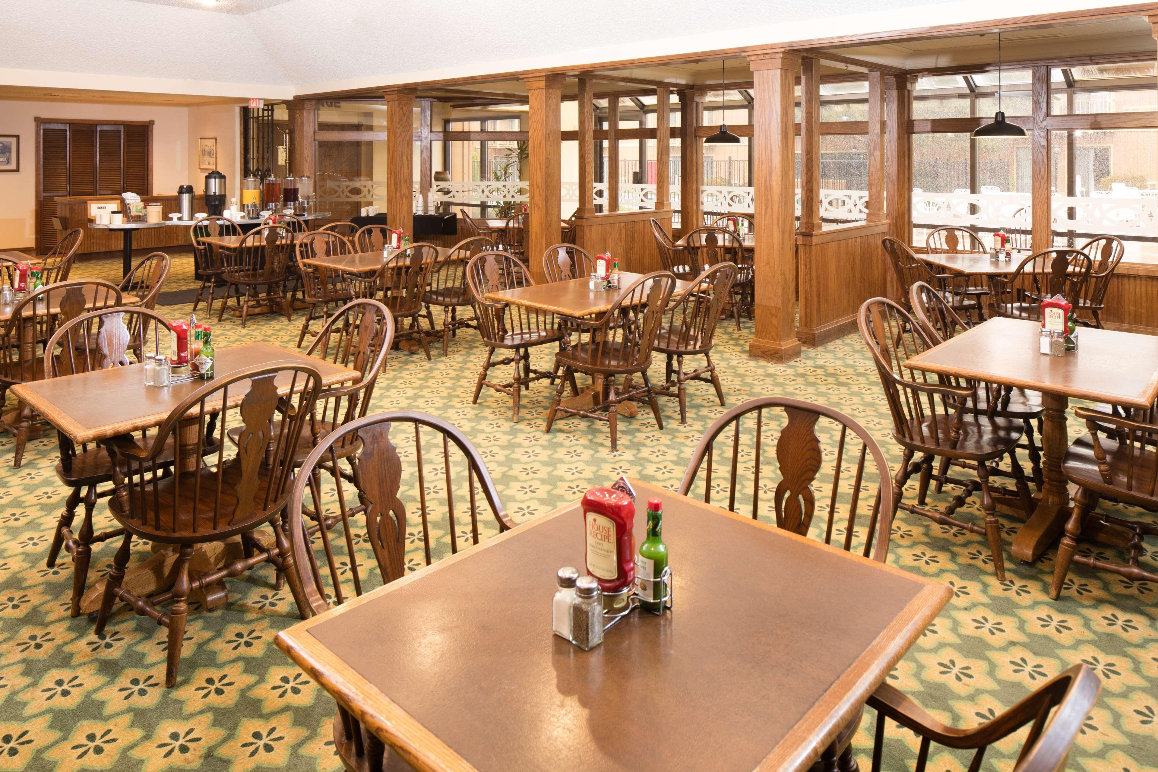 Red Lion Hotel Twin Falls 20/35