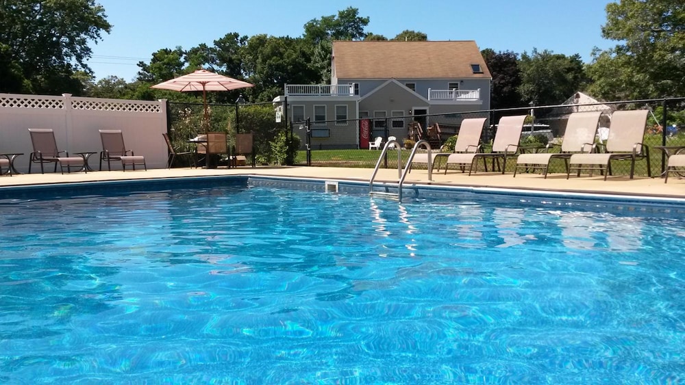 Viking Shores Motor Inn 33/35