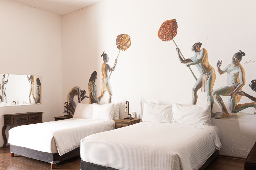Sereno Art Hotel 53/78