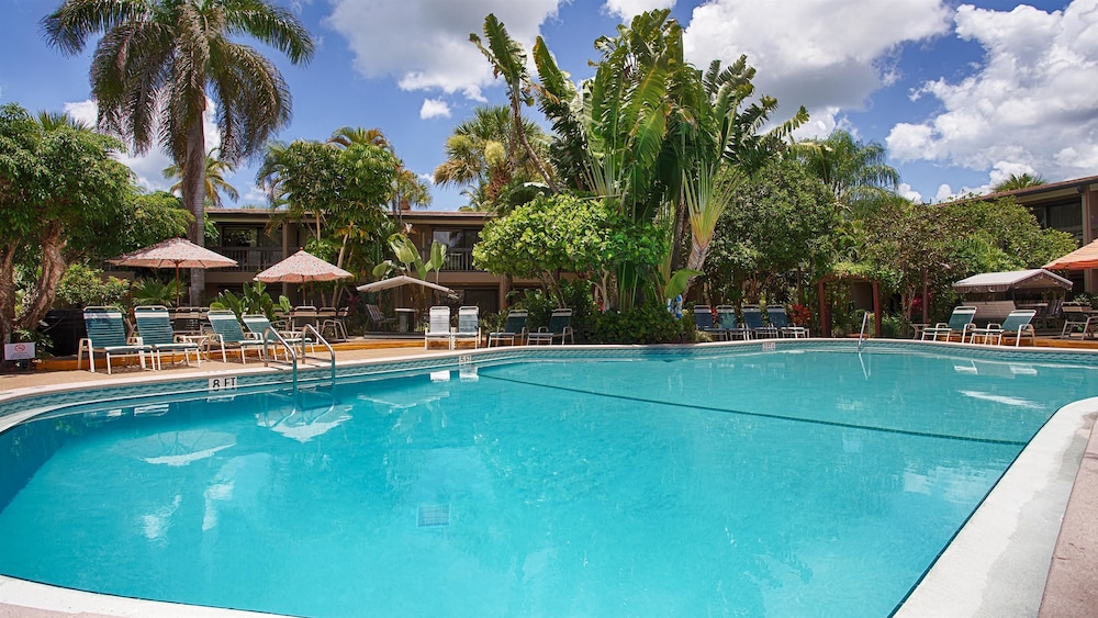 Best Western Naples Inn & Suites 23/36