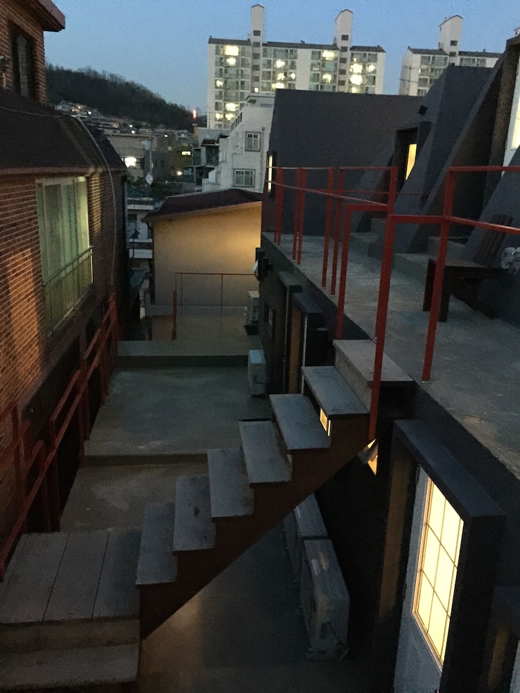 iHouse ChinChin 33/39