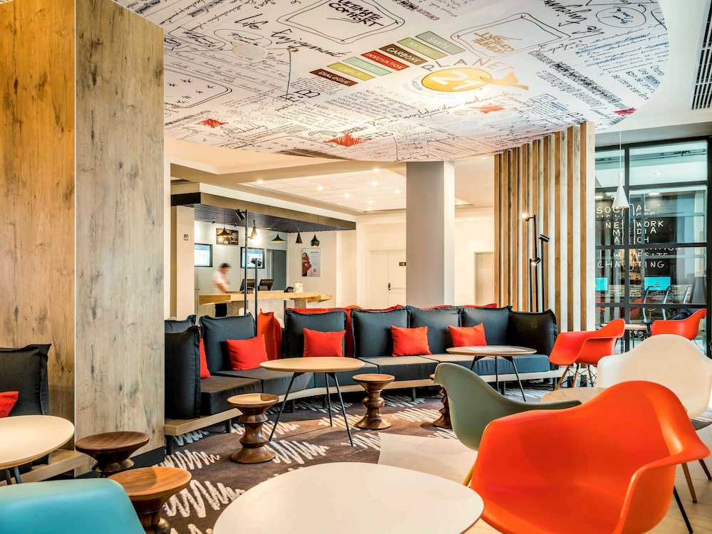 Noxi Hotel 25/28