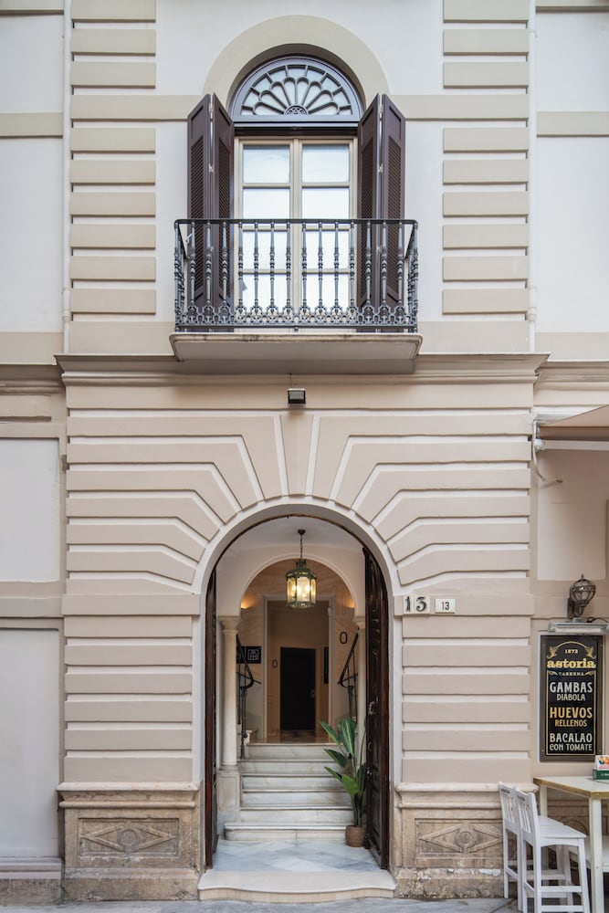 Libere Malaga Plaza del Siglo 写真1
