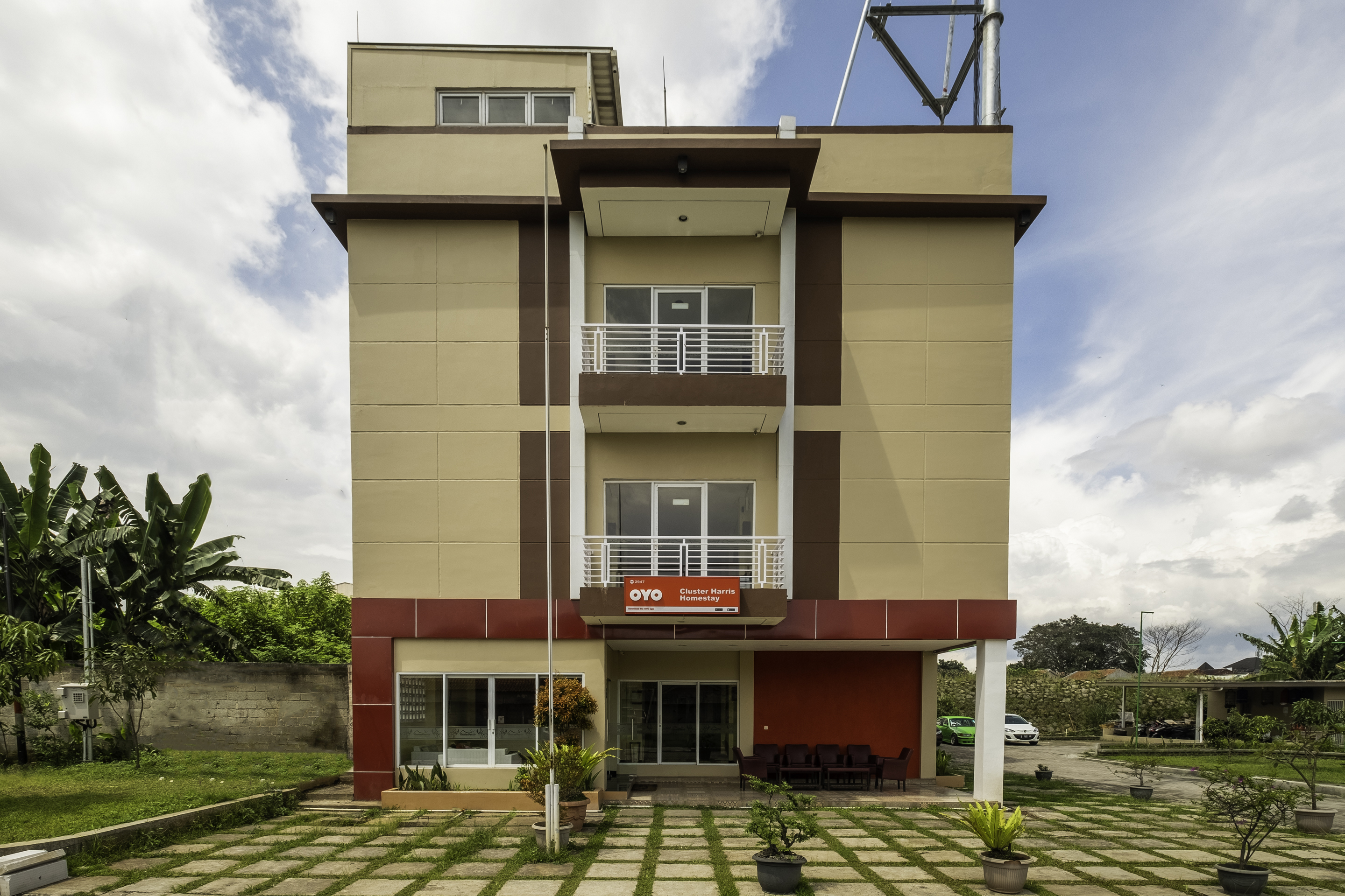OYO 2947 Cluster Harris Home Stay and Kos 4/54