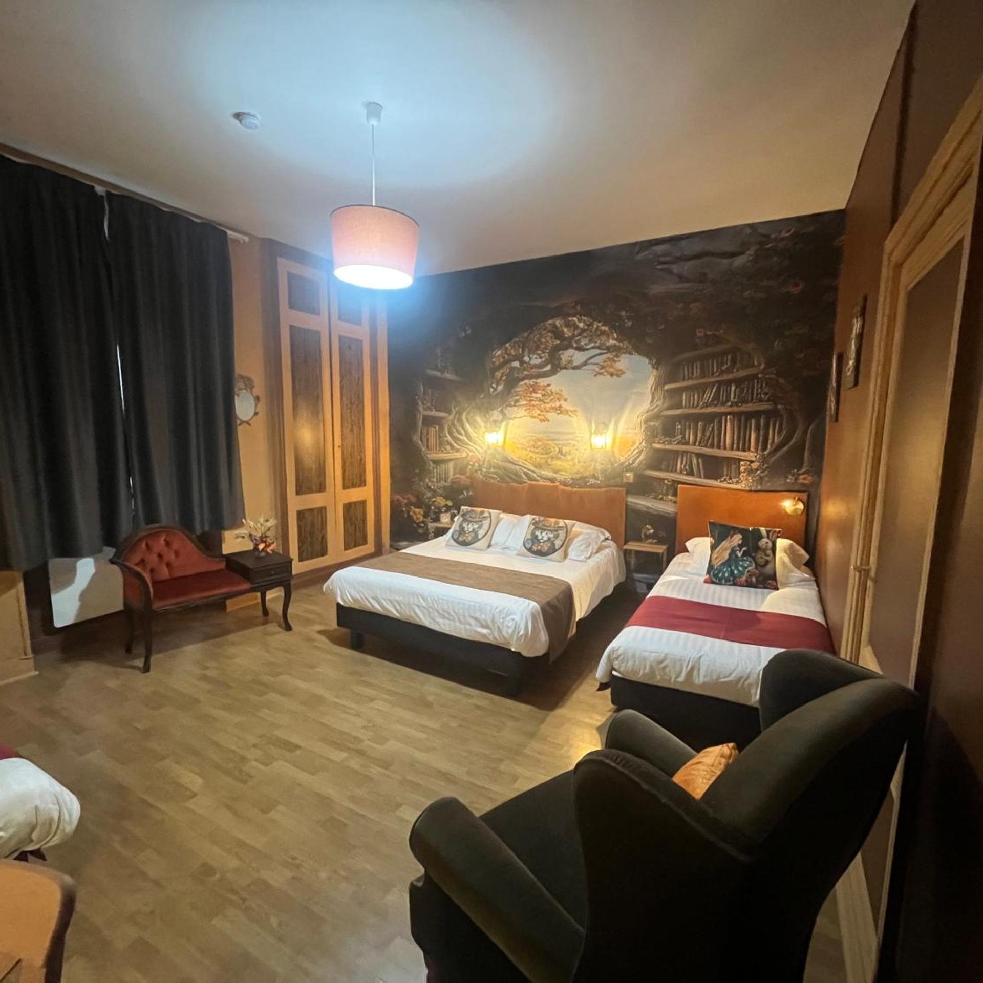 HOTEL LE CYGNE 6/50