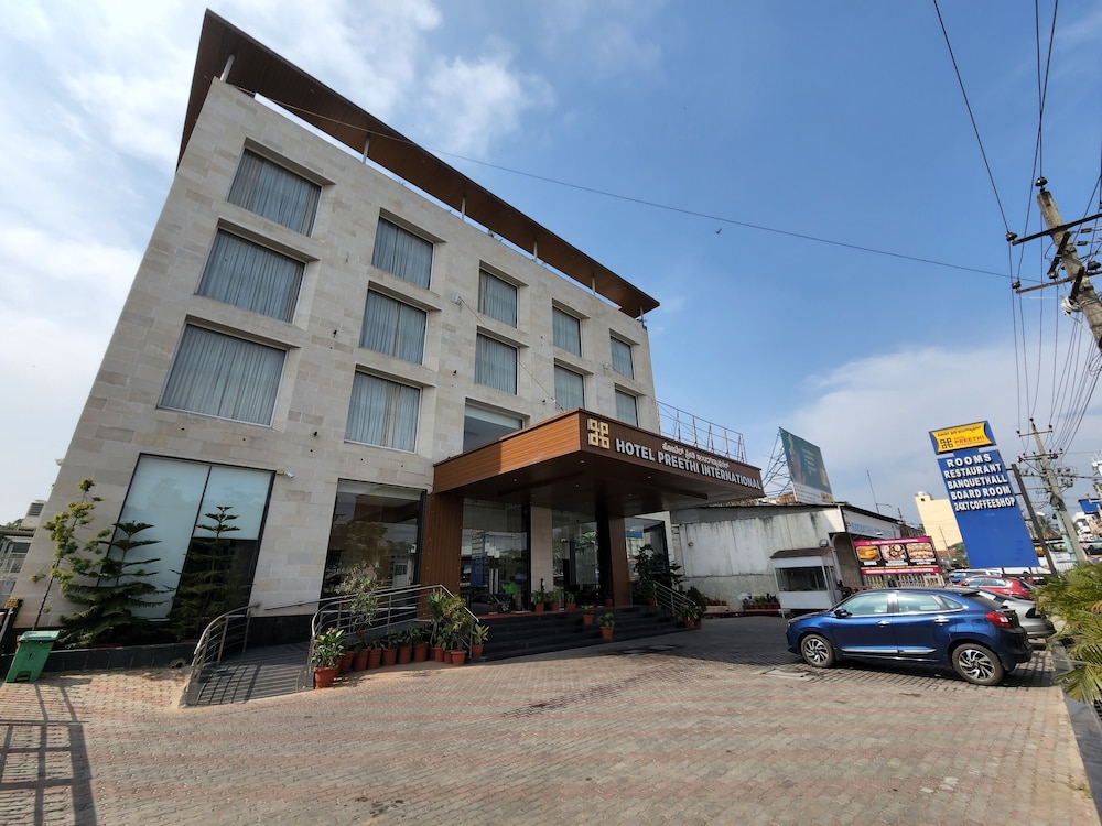 Hotel Preethi International 42/50