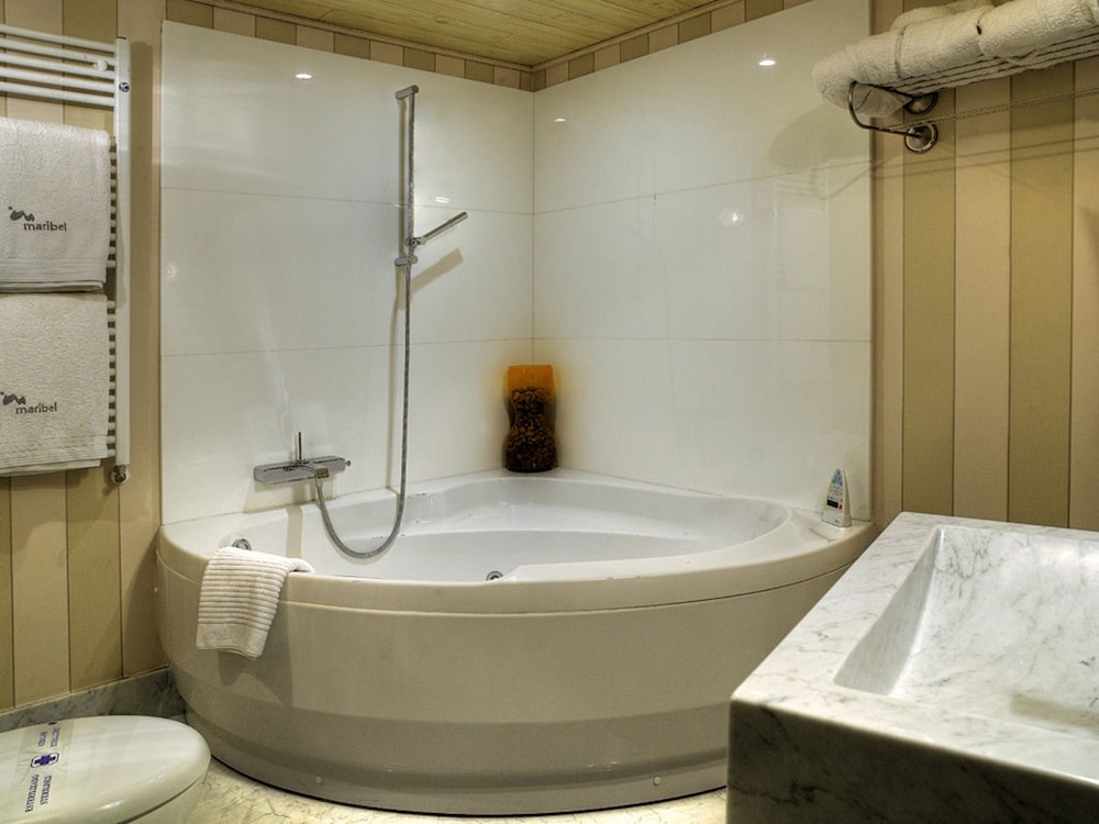 Hotel Boutique Maribel 34/40
