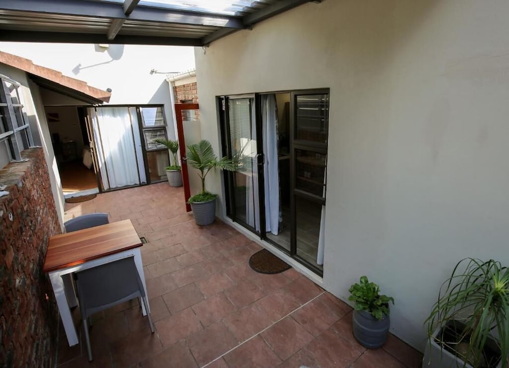 Farm View Guesthouse 4/46