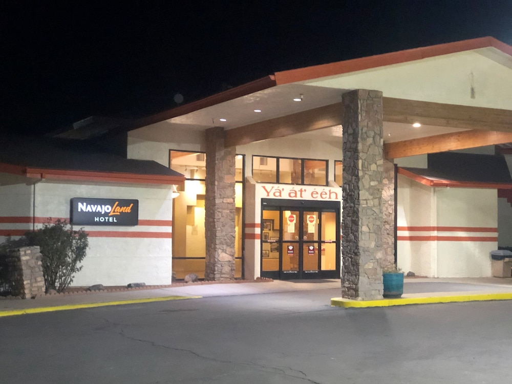 Navajoland Hotel of Tuba City 1/31