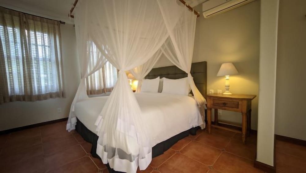 Suite, Double Bed, Pool Front, Main Building