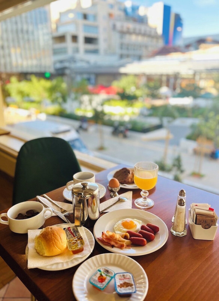 Triton Hotel 36/46