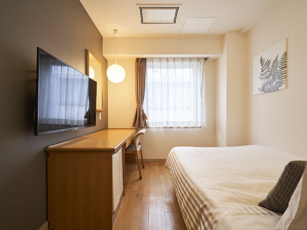 Hotel Toms 27/50
