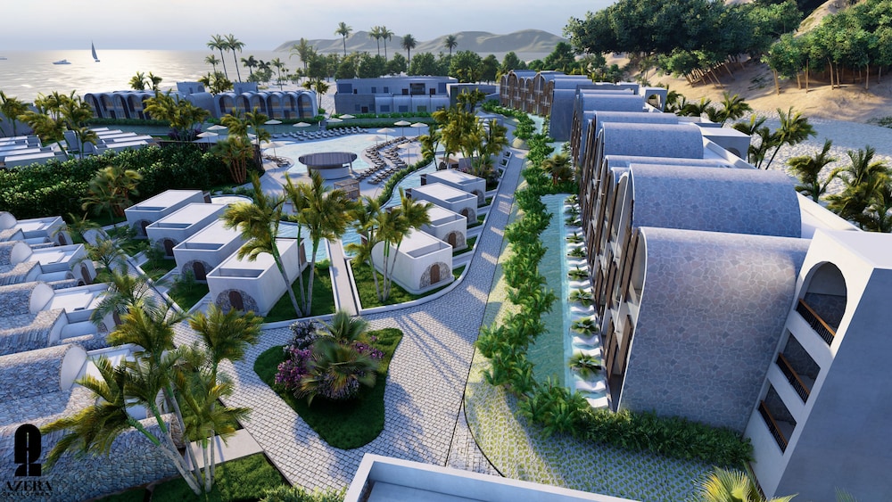 Utopia Blue Resort 40/50