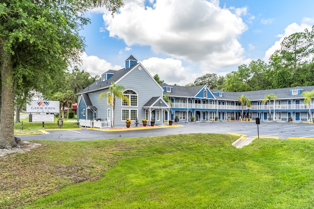 Gator Town Inn 19/25