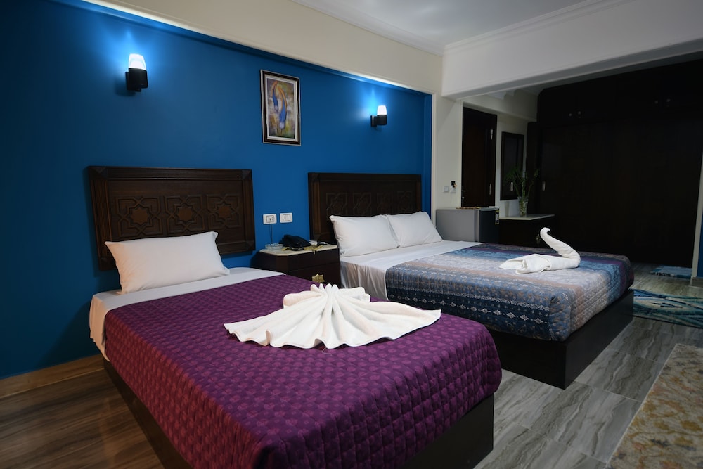 Amin Hotel 13/50