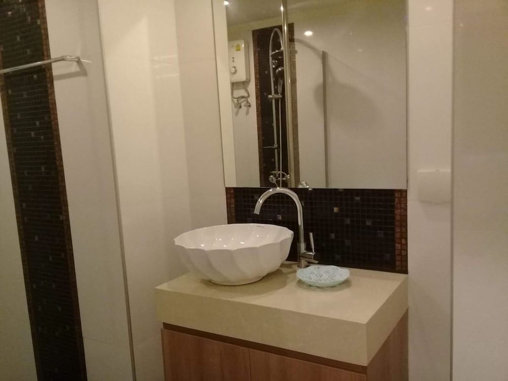 Amazon Residence By Pattaya Sunny Rentals 43/50