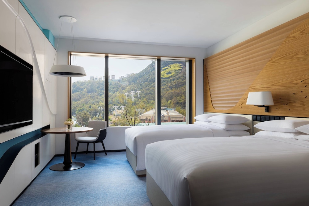room, 2 double beds, pool view