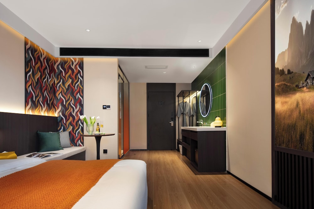 Merica Hotel -Chongqing Jiefangbei 12/24