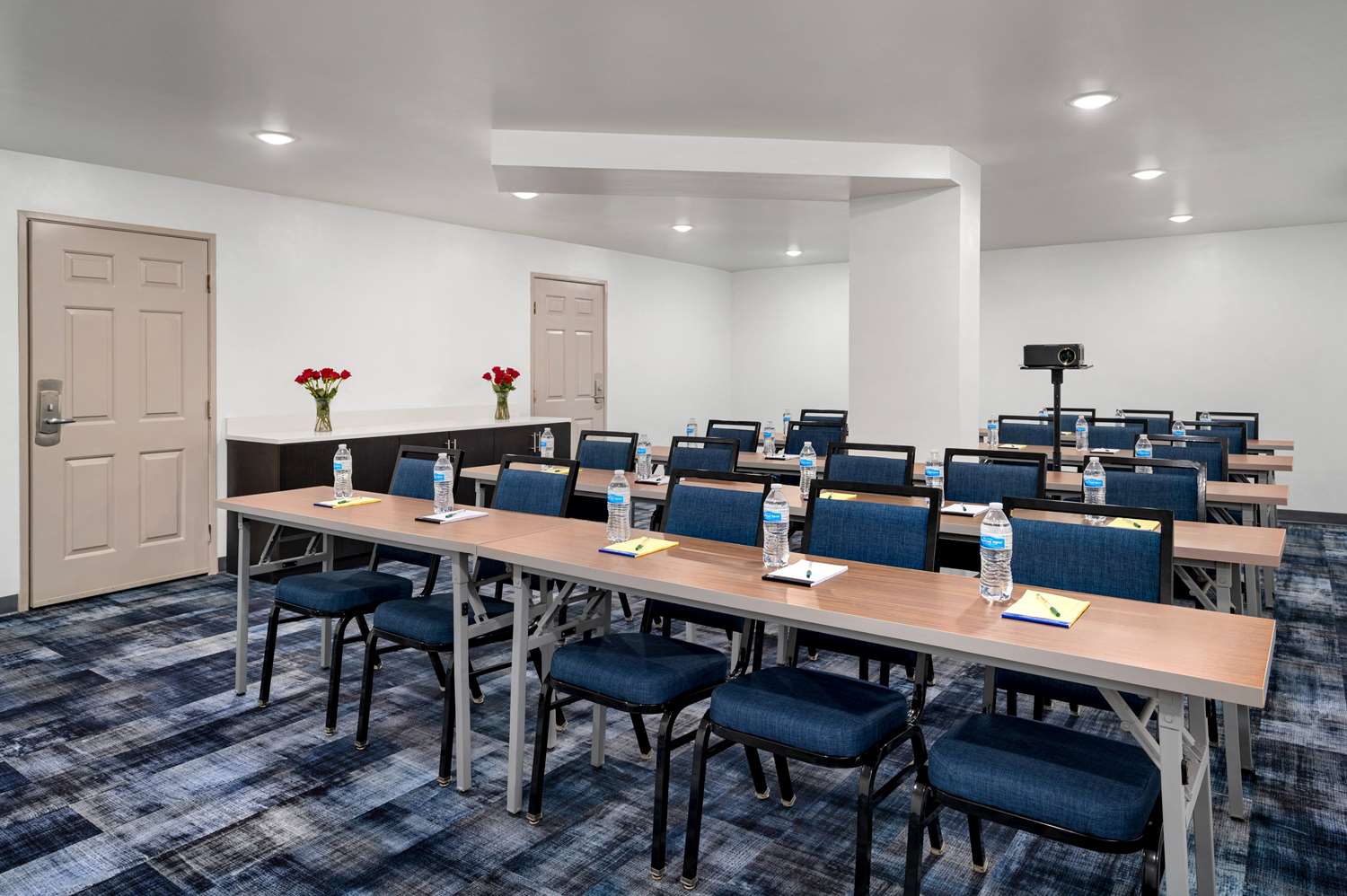 La Quinta Inn by Wyndham Columbus Airport Area 54/62
