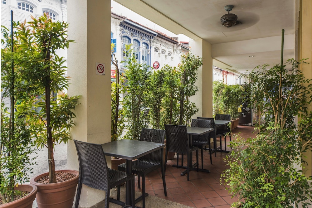 Sandpiper Hotel 39/50