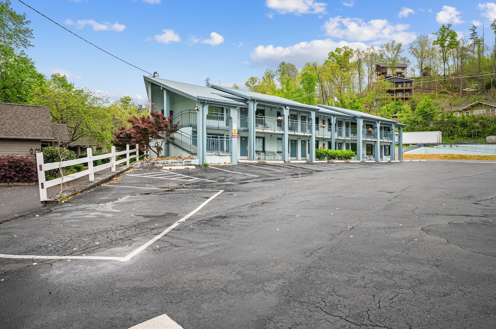 Country Town N Suites 54/65