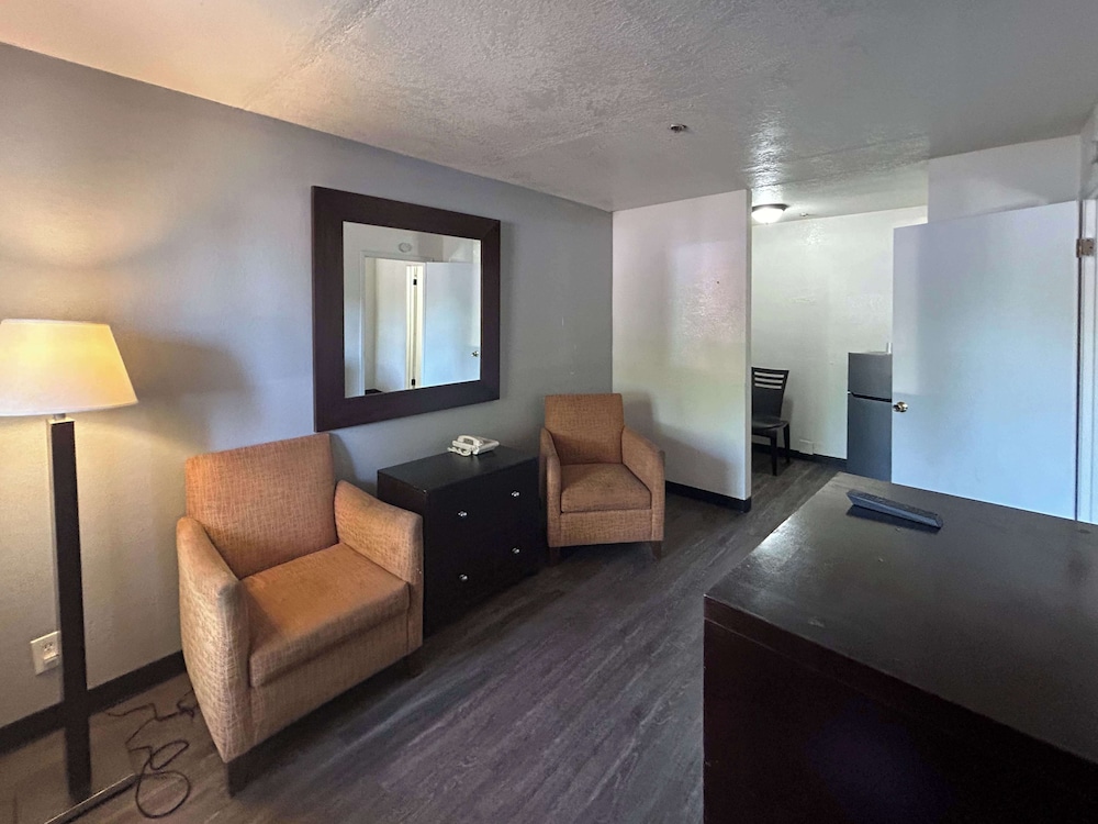 Studio6 Tempe, AZ – Elliot Road 19/30