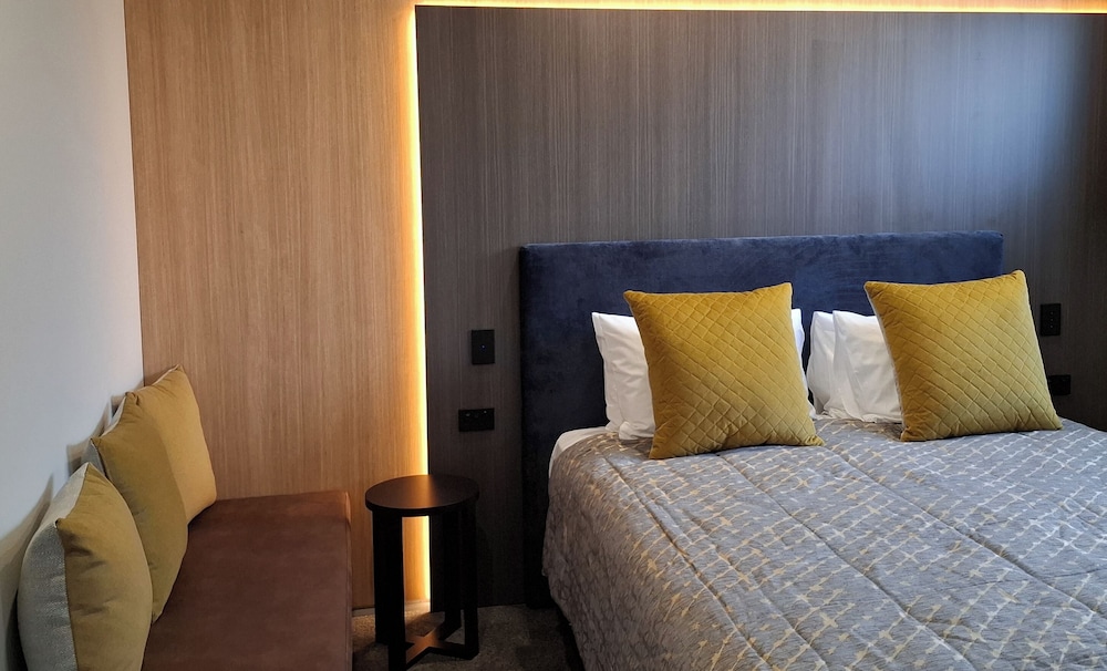 Distinction Coachman Hotel Palmerston North 37/63
