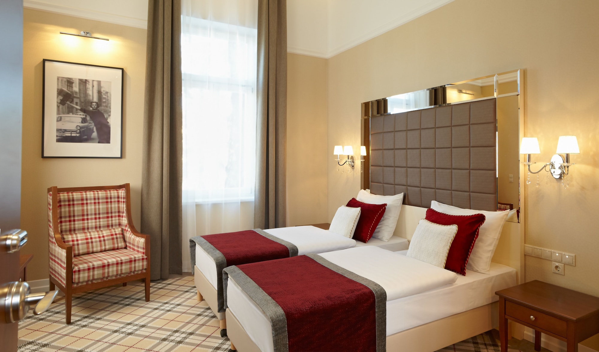 STANDARD, TWIN BEDS