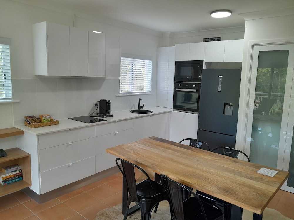 The York Beachfront Holiday Apartments 6/61